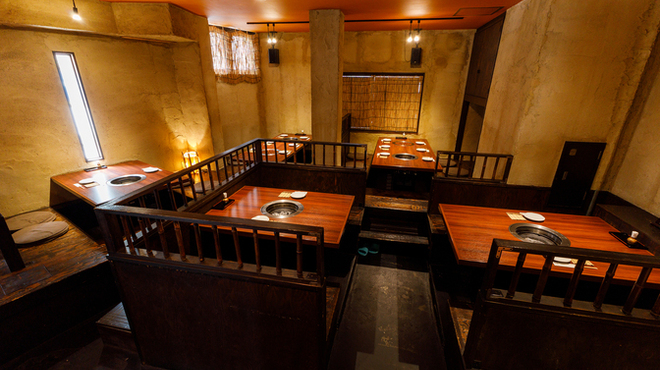 炭火焼肉 あもん - メイン写真: