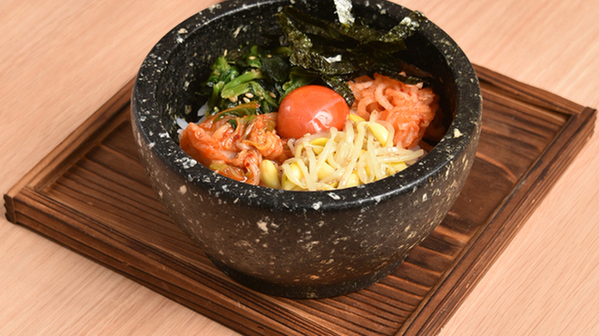 炭火焼肉ホルモン 朱朱 - メイン写真: