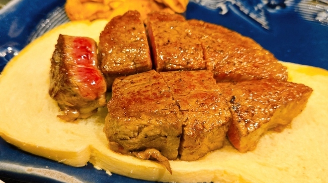 ステーキ・慶 - 料理写真: