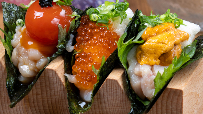 鳥ツバキ - メイン写真: