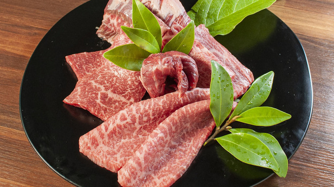 焼肉ホルモンたすき - メイン写真: