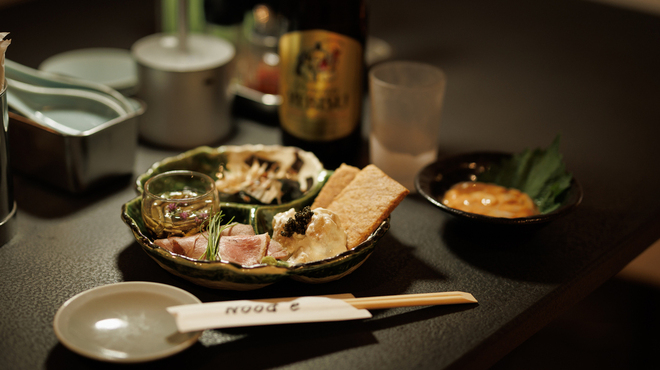 餃子と〆の店 Nood e - メイン写真: