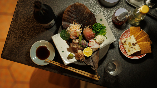 餃子と〆の店 Nood e - メイン写真: