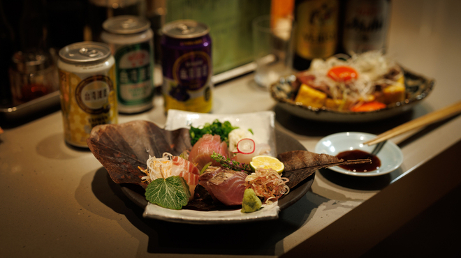 餃子と〆の店 Nood e - メイン写真: