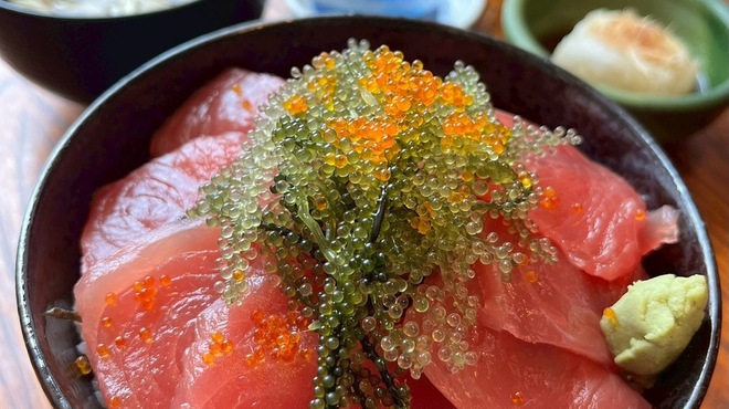 島唄ライブ居酒屋 海鮮亭 - メイン写真: