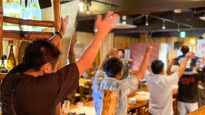 島唄ライブ居酒屋 海鮮亭 - メイン写真: