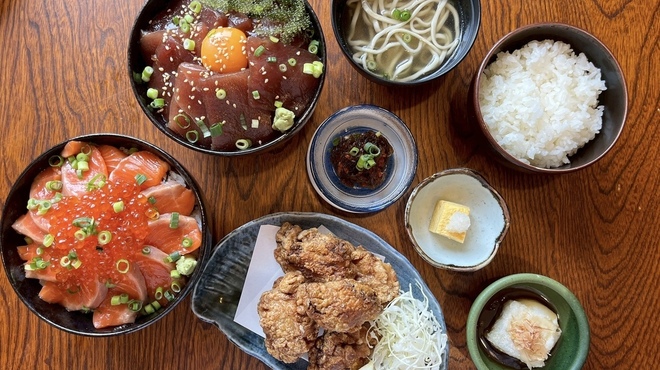 島唄ライブ居酒屋 海鮮亭 - メイン写真: