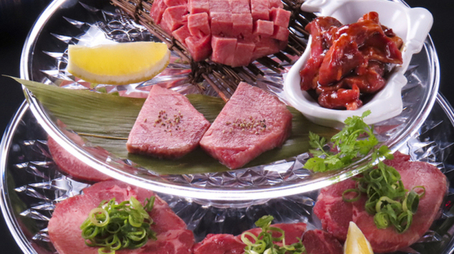 焼肉 錦へんこつ - メイン写真: