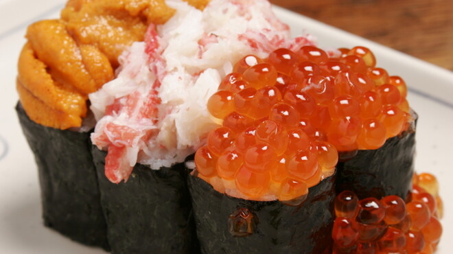 赤羽 トロ函 - 料理写真:ぶっかけ三点寿司　￥1208