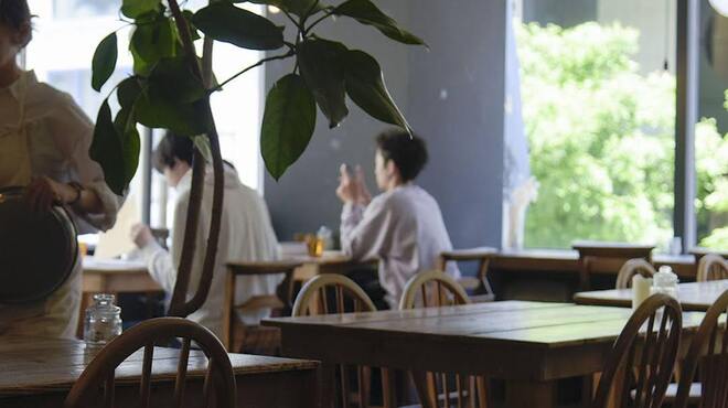 TRITON CAFE - メイン写真: