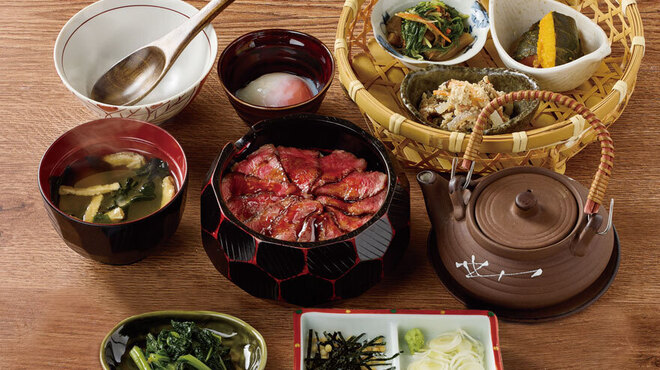 和牛とおでん 六重亭 - メイン写真: