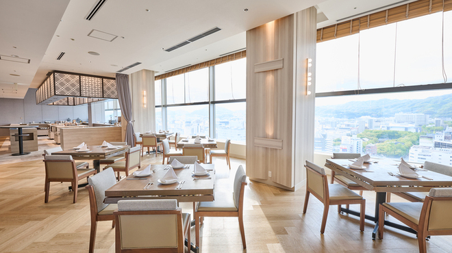 restaurant GRILL TABLE with SKYBAR - メイン写真: