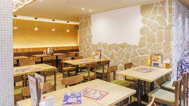沖縄食堂ハイサイ - メイン写真: