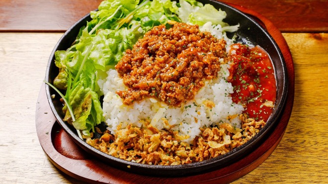 沖縄食堂ハイサイ - メイン写真: