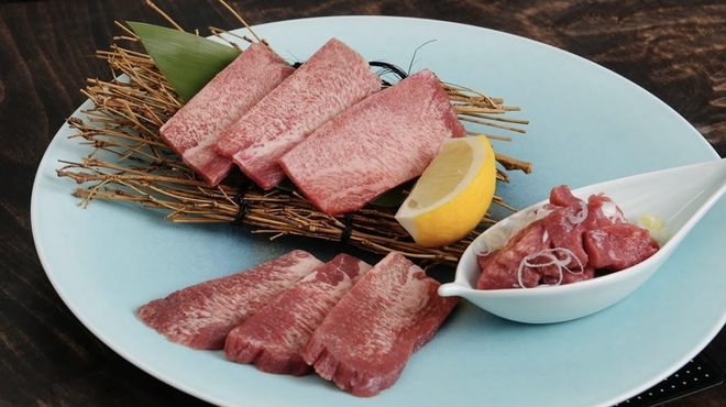 焼肉トラジ - メイン写真: