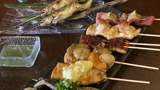 魚串と手羽先の大衆居酒屋 和傘 - メイン写真: