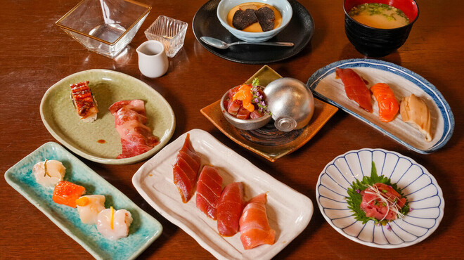 SUSHIROKU - メイン写真:
