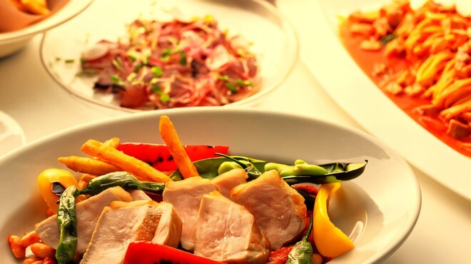 Bella Dining Cafe - メイン写真: