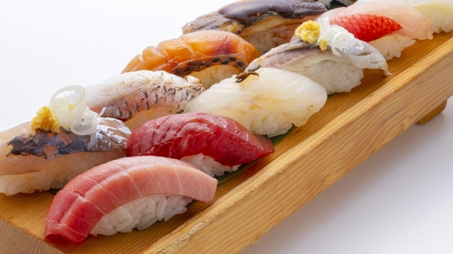 江戸湾直送 回転 東京すし街道by ITAMAE SUSHI - メイン写真: