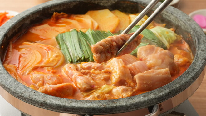 NABE° 韓国と博多華味鳥  - メイン写真: