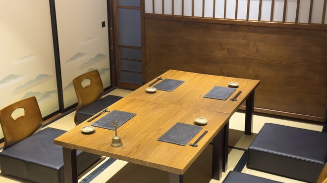 炉端 鰻 牡蠣 浜名荘 - メイン写真: