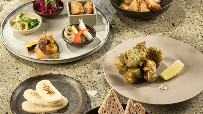 REVIVE KITCHEN THREE - メイン写真: