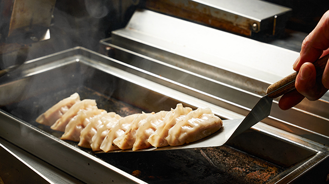 餃子 & - メイン写真: