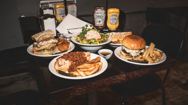 SMITH BURGER CLUB - メイン写真: