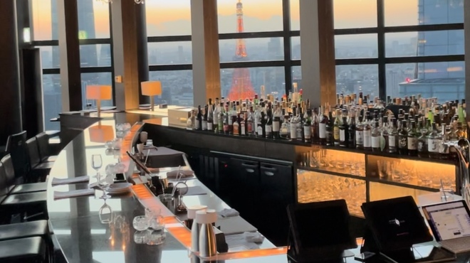 Bar＆Lounge MAJESTIC - メイン写真: