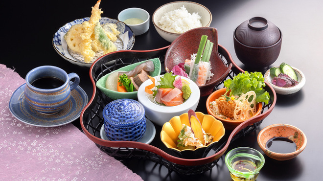 食菜家うさぎ - メイン写真: