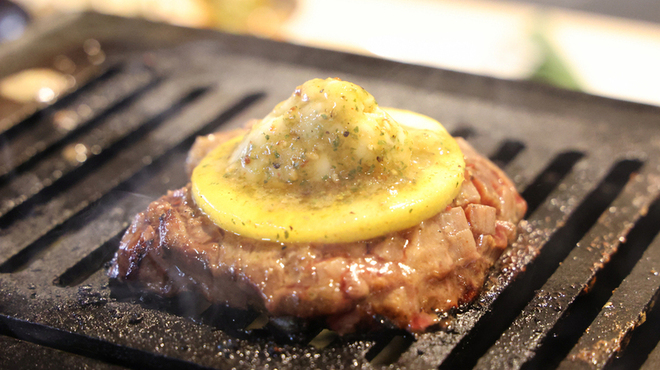 黒毛和牛ホルモン 大衆焼肉しんすけ - メイン写真: