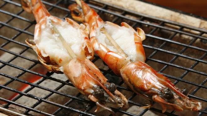 赤羽 トロ函 - 料理写真:エビの鬼殻焼(2本)　\768