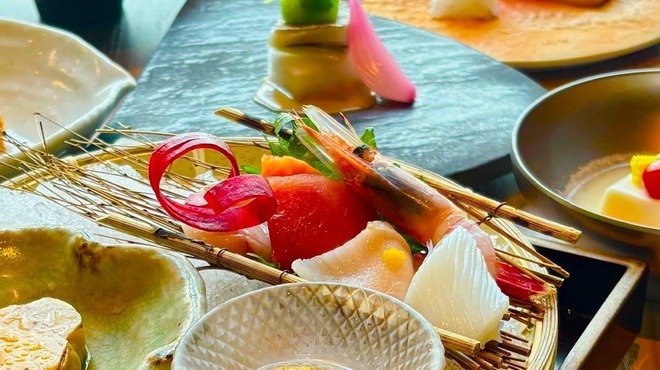 魚吉別邸 會 - 料理写真: