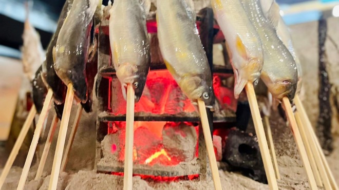 串焼炉端 三代目 巌流 - メイン写真: