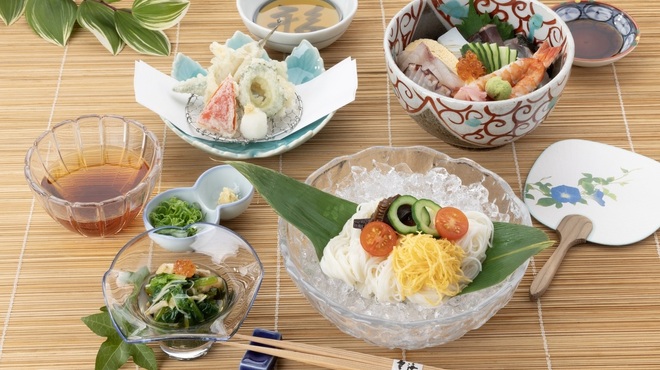 日本料理　雲海 - メイン写真: