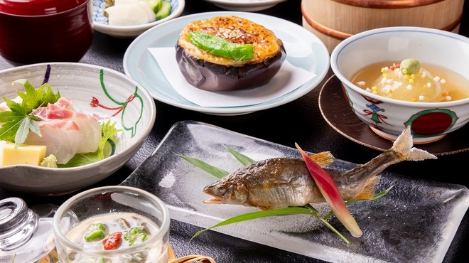 京懐石とゆば料理 松山閣 - メイン写真: