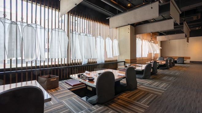 本格炭火焼肉えがお - メイン写真: