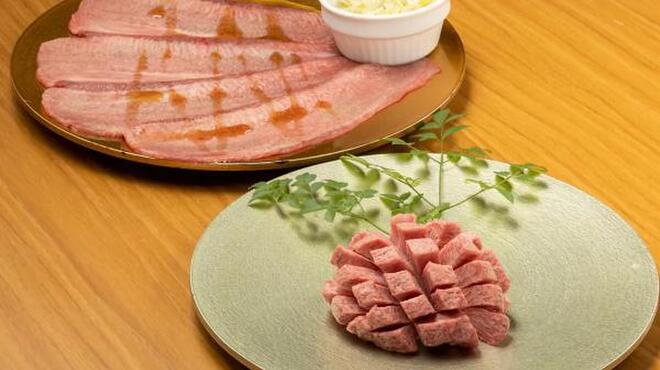 焼肉 カロッソ - メイン写真: