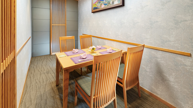 すし割烹 翁鮨 - 料理写真:個室