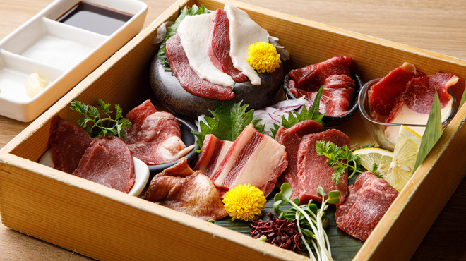 個室 刺しと寿司 食べ放題 たてがみ - メイン写真: