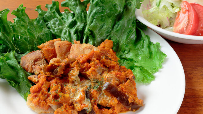 サラダの店サンチョ - 料理写真:期間限定『鶏もも肉のトマトカレーとサラダ』