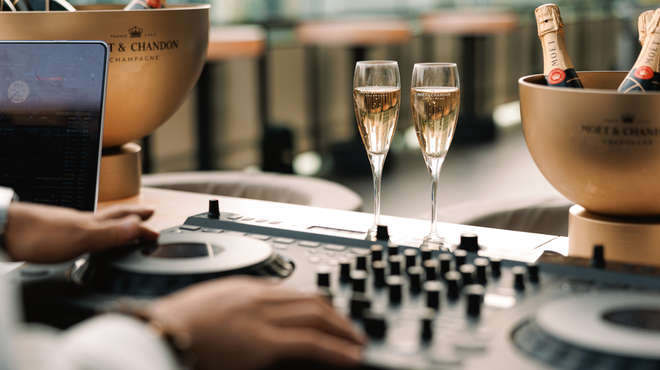 ベンジャミンテラスラウンジ - メイン写真: