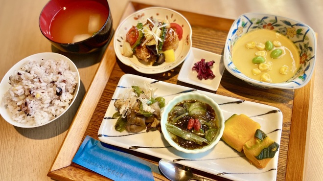 おばんざいとスイーツ やまざき - メイン写真: