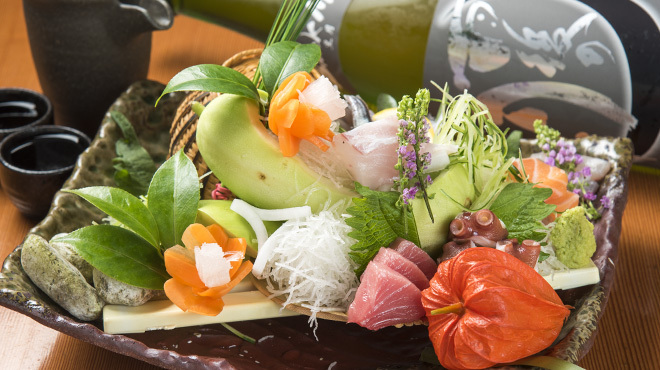 酒盃 ほんまる - メイン写真: