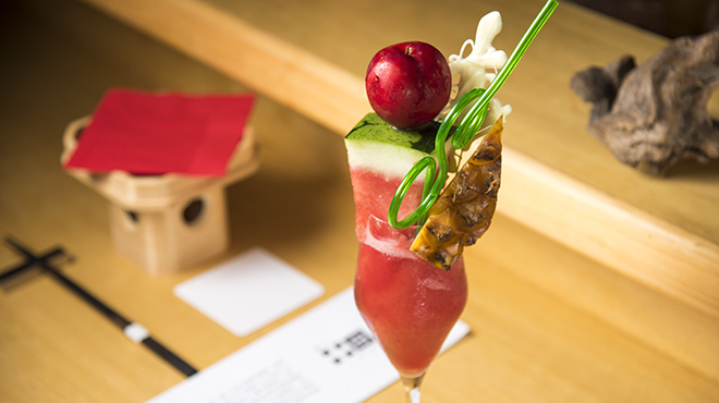 交番通り 四十 - メイン写真: