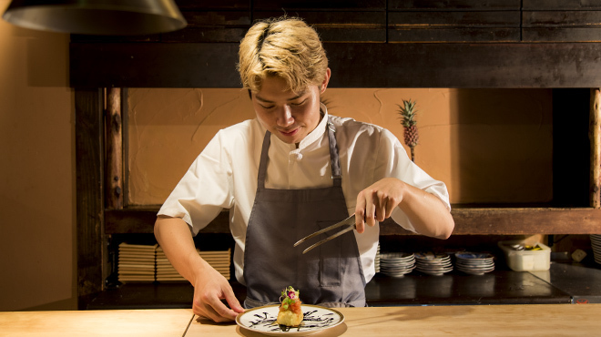 交番通り 四十 - メイン写真: