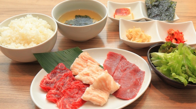 焼肉 あぶる。 - メイン写真: