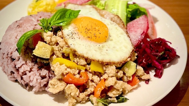 GREENROOM - メイン写真: