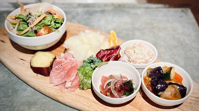 GREENROOM - メイン写真: