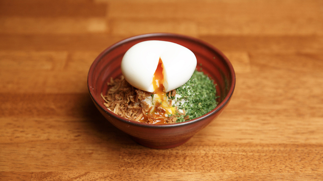 ヒナイスタンド - 料理写真:ヒナイスタンドの二大名物「いぶりがっこタル